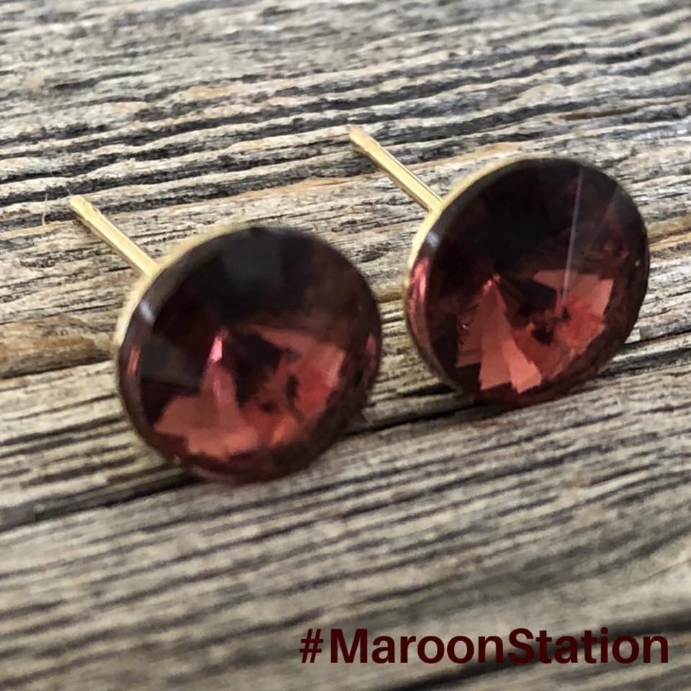 Aggie Maroon Earrings